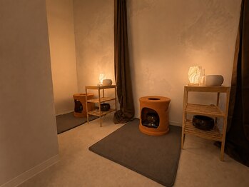 リル ビューティー ラボ(LILU BEAUTY LAB)の写真/家族・お友達同士のご利用大歓迎!!ワンランク上の《黄土漢方よもぎ蒸し》でデトックス♪