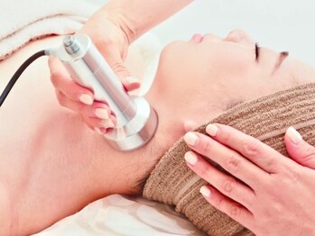 アム(Ame)/首・肩もスッキリ!小顔効果◎