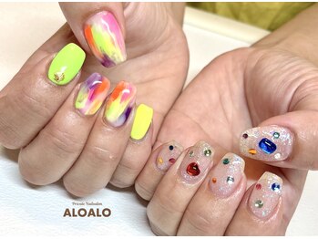 アロアロ(ALOALO)/ネオン×宝石ネイル