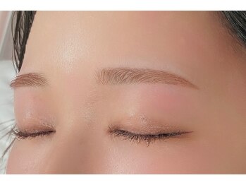 眉毛やさん/学割クーポンあります♪