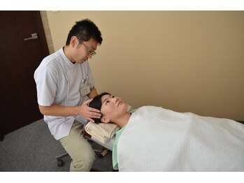 日本橋 EDO鍼灸院【3/3NEW OPEN（予定）】/眼精疲労に首肩周りの鍼は効果的