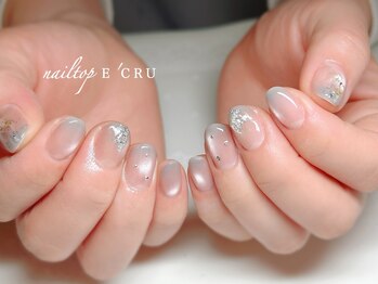 ネイルトップエクル(nail top E CRU)/