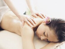 琥珀/琥珀オイルの贅沢空間で極上施術