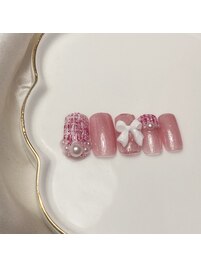 ツィードネイル