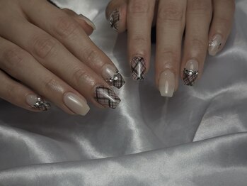 チェックネイル