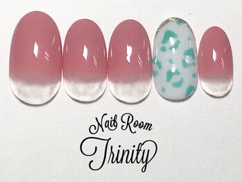 ネイルルーム トリニティ(Nail Room Trinity)/150種類以上選べるアート付