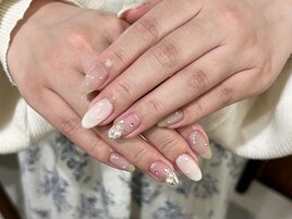 キラキラネイル担当Saori.n