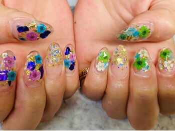 爪ゃの写真/「長さが欲しい」「華やかにしたい」そんな方に大人気のスカルプコース♪豊富なデザインで理想の指先へ。