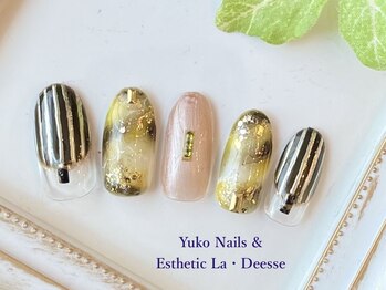 ユウコネイルズアンドエステティック ラ デェス(Yuko Nails & Esthetic La Deesse)/プラチナコース(定額制)¥9500