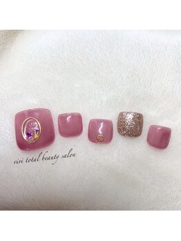 ビビ(ViVi)/上品で大人可愛いお花ネイル☆