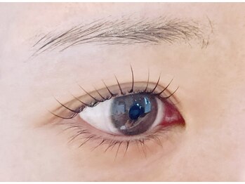 アグレン(AGLEN)の写真/”自然で美しく洗練された上向きまつ毛へ”高濃度で浸透する毛質改善トリ-トメントを含む7種類のケアが無料