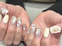 季節やトレンドに合わせたネイルも相談してください♪