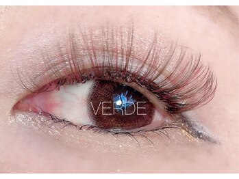 ベルデ(VERDE)/ボリュームラッシュカラー1