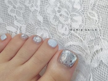 マリーネイルズ 心斎橋店(MARIE NAILS)の写真/★初回オフ無料！FOOT定額¥6600！デザイン&爪の形もご提案！♪スタッフ全員１級資格有♪アフターケアも◎