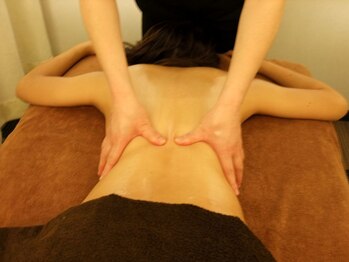 幸永院 川口店/背中～腰痛、肩こりも根本改善！