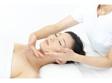 モナ(Mona)/小顔フェイシャル