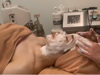 ラディアント(Radiant)/あわあわ洗顔【エンビロン】