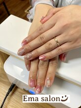 エマサロン(Ema Salon)/