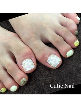 キューティネイル(Cutie Nail)/レースモチーフフットネイル