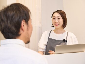 シエスタ(siesta)の写真/初めての方も大歓迎◎お顔の印象は7割が眉毛で決まる！ビジネスシーンやデートで印象UP!お手入れも時短に◎