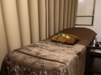 耳かき専門店みみくる神戸三ノ宮元町店の写真/男性の方も大歓迎！お客様は性別問わず老若男女受けていただけます。日々の疲れを解消して頭もすっきり♪