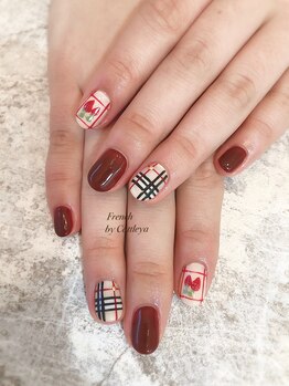 ヘアーアンドネイル フレンチ(French)/バーバリー柄
