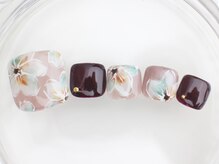 ネイルサロン あかねいろ/春夏フラワー　手描きフット