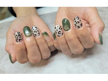 ネイルサロンカリプソ(Nail Salon Calypso 2)/レオパードネイル☆くすみカラー