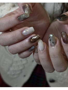 グラウネイル(glaw nail)/おまかせニュアンス