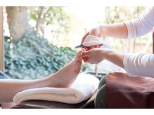 ネイルベース ネイル ケア サロン ミウラ(miura)/人気No,2　トゥネイルケア