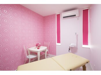 カワカミ 美人塾エステ(kawakami 美人塾エステ)/レンタルサロン♪