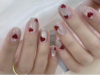ユー(U)の写真/【流行に合わせた最新トレンドネイルが叶うサロン♪】大人女子のための華やかで上品な指先に仕上げます！