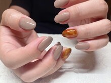 コーシェリ(koselig)/ワンポイントべっ甲ネイル