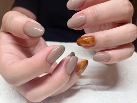 ワンポイントべっ甲ネイル