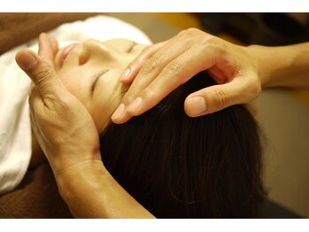 ルナール(LE NARL)/アルガンオイルでフェイシャル