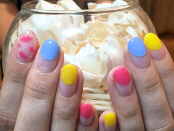 ネイルズ ララ(nails Lala)/アルマーニCollection。