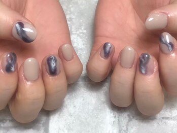 メイヴン(Maven)/ニュアンスネイル