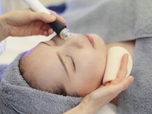サロン モナ(Salon Mona)