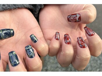 アミネイル(Aminail)/チェック柄♪