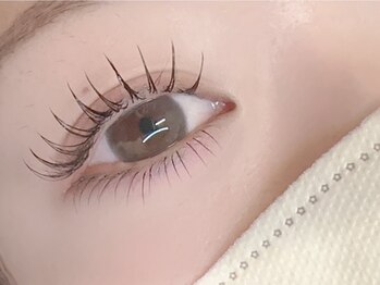 ビューティーレア(Beauty Lea)の写真/【大人気★LEDマツエク導入店】持続力1.5～2倍！自然な仕上がりでモチの良さに定評あり！理想のお目元へ♪