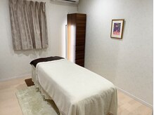 エスポリー(ESPORY)/サロンルームは2部屋ございます