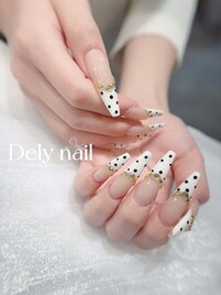 ドット柄の大人フレンチ