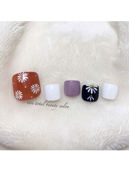 ビビ(ViVi)/マーガレットネイル☆