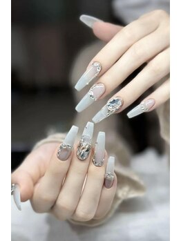 ヘブン ネイル 鶯谷(HEAVEN Nail)/ゴージャスで個性的なデザイン