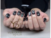 ユリナリタ(YuRi Narita)/