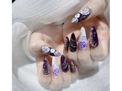 グローネイルズ(Glow Nails)の写真