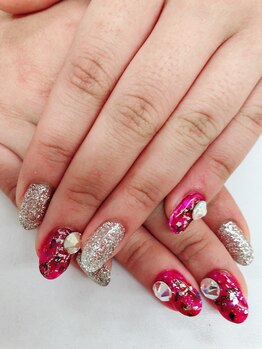 ネイルサロン ティプレシャス(T Precious)/シックなキラキラアートネイル☆