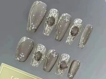 クイーンズネイル(Queeens nail)