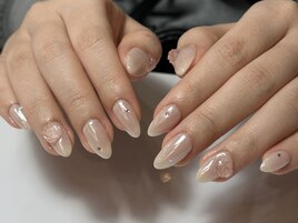 ホワイトミラー薔薇 ￥6,500～