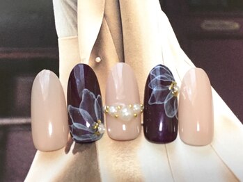 お気軽ビューティエーヴィヒ(Ewig)/12キャンペーンネイル♪